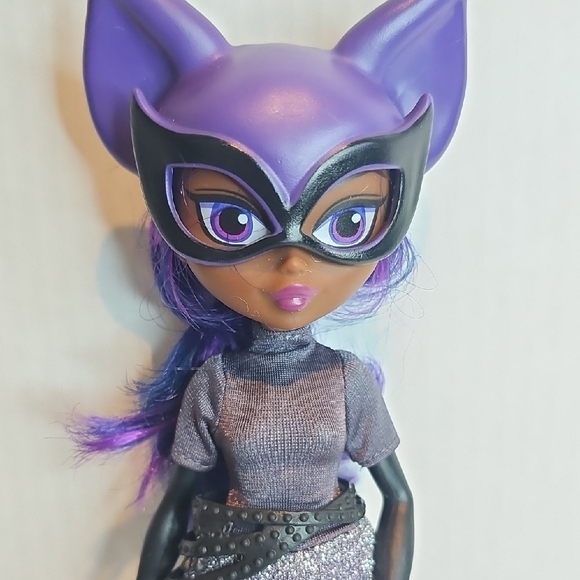 Mattel DC Superhero Girl- Catwoman - Picture 2 of 4